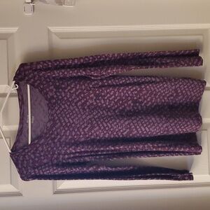 Daisy Fuentes women's long sleeve t-shirt.  Size large.